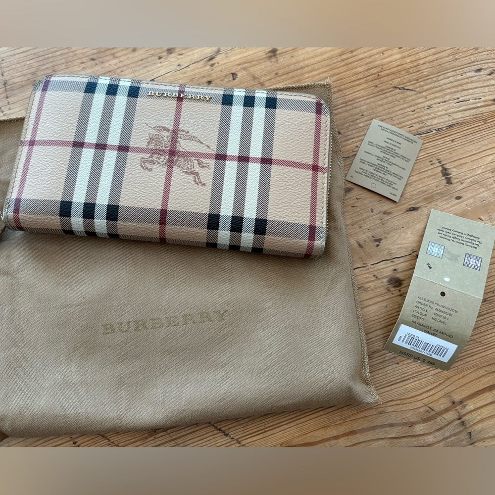 Burberry Haymarket zip around wallet